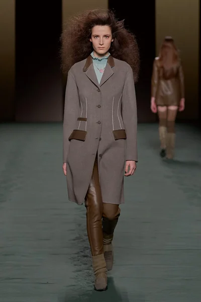 Look 38